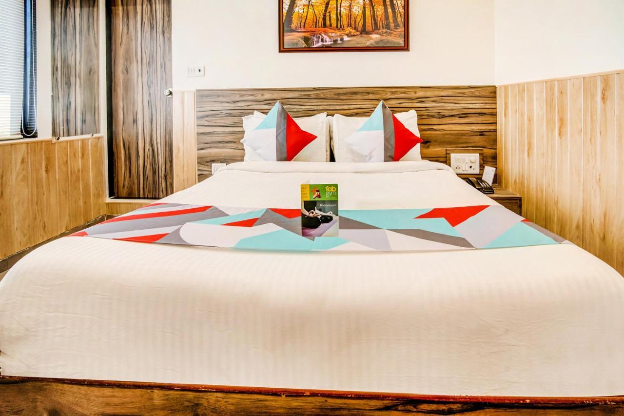 Hotel Fabexpress Terminus Square Bombaj Zewnętrze zdjęcie