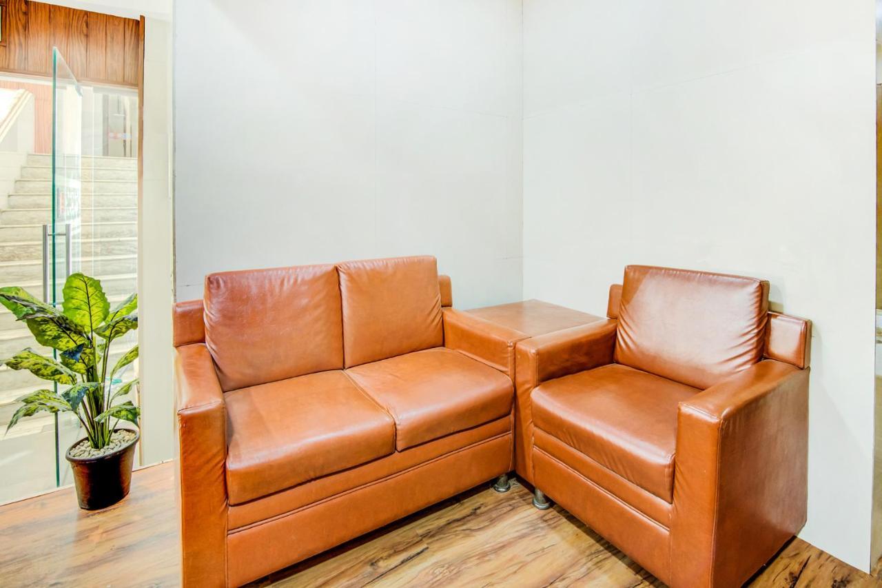 Hotel Fabexpress Terminus Square Bombaj Zewnętrze zdjęcie